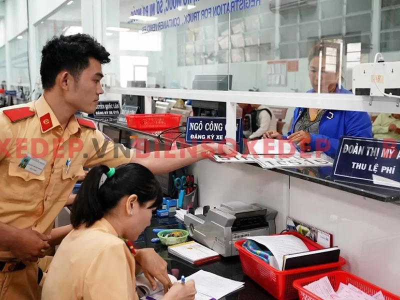Thủ tục cấp biển số xe &ocirc; t&ocirc;