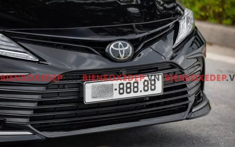 Bấm biển số xe &ocirc; t&ocirc; theo y&ecirc;u cầu