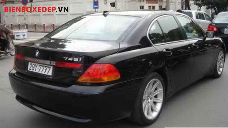 Lời khuyên hữu ích khi lựa chọn và định giá biển số xe 777
