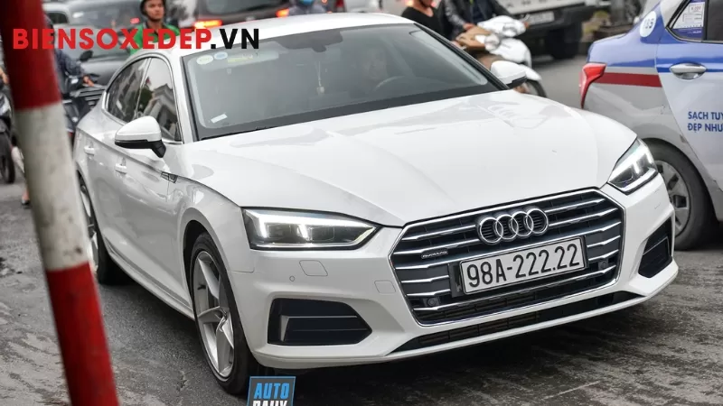 Định giá biển số xe ngũ quý 2