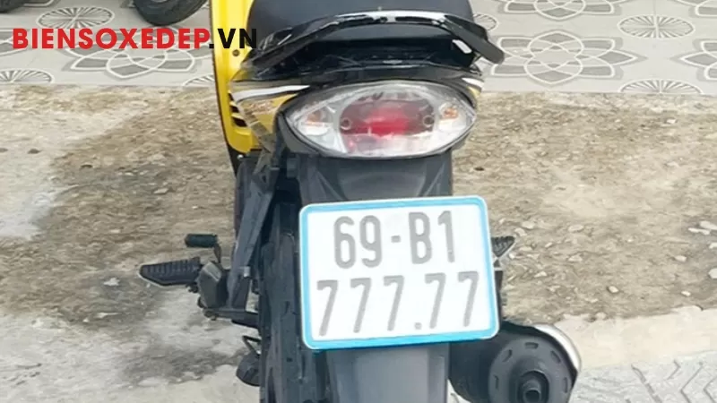 định giá biển số xe ngũ quý 7