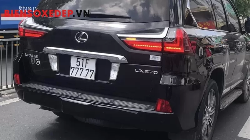 Định giá biển số xe tứ quý 7