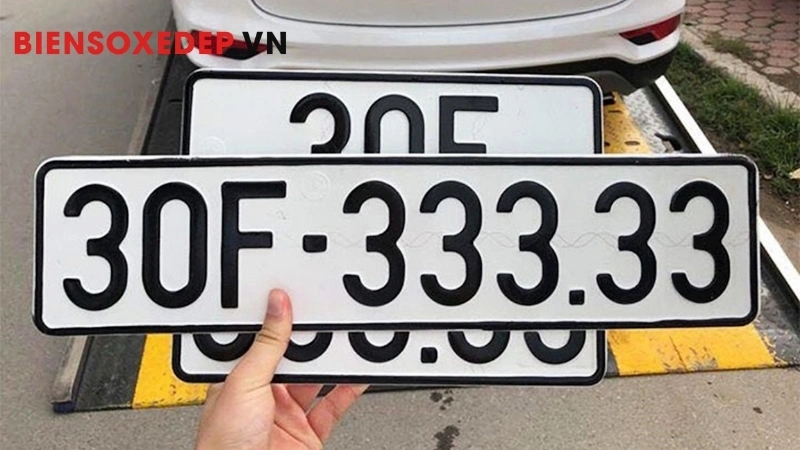 &Yacute; nghĩa biển số xe ngũ qu&yacute; 3