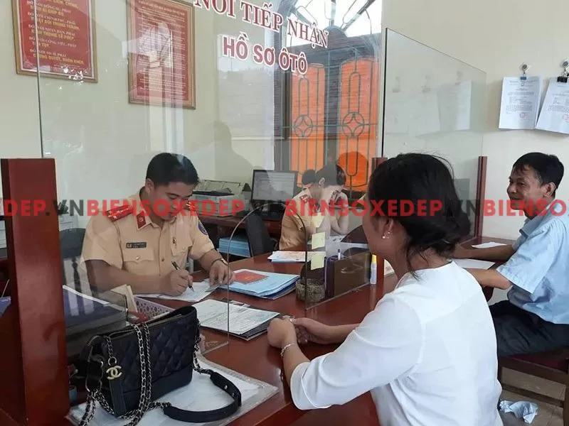  tra cứu xe đăng k&yacute; lần đầu