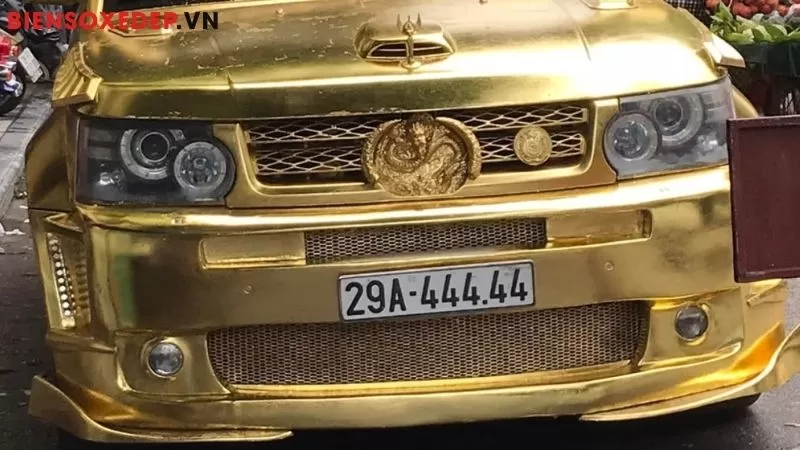 Ý nghĩa phong thủy của biển số xe ngũ quý 4 và sự may mắn