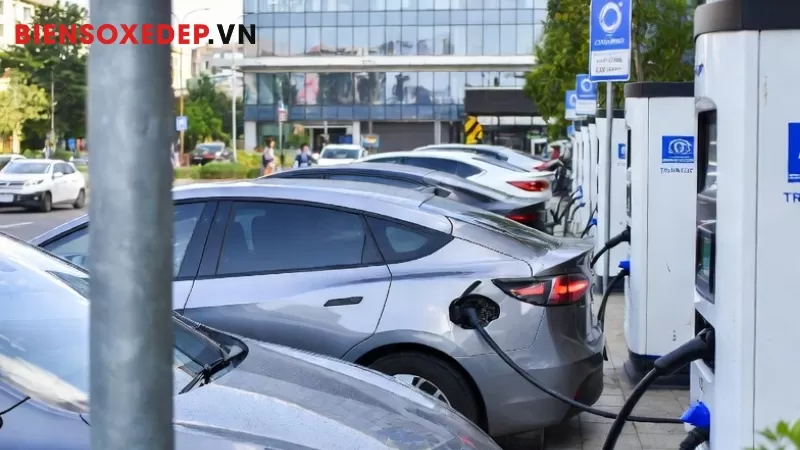 Xu Hướng Thị Trường Xe Điện - Tăng Trưởng Bùng Nổ