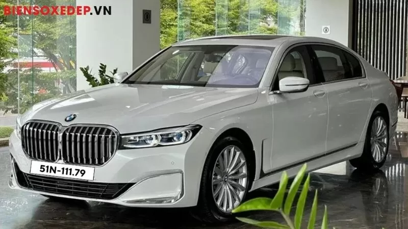 Biển 111 hợp mệnh nào
