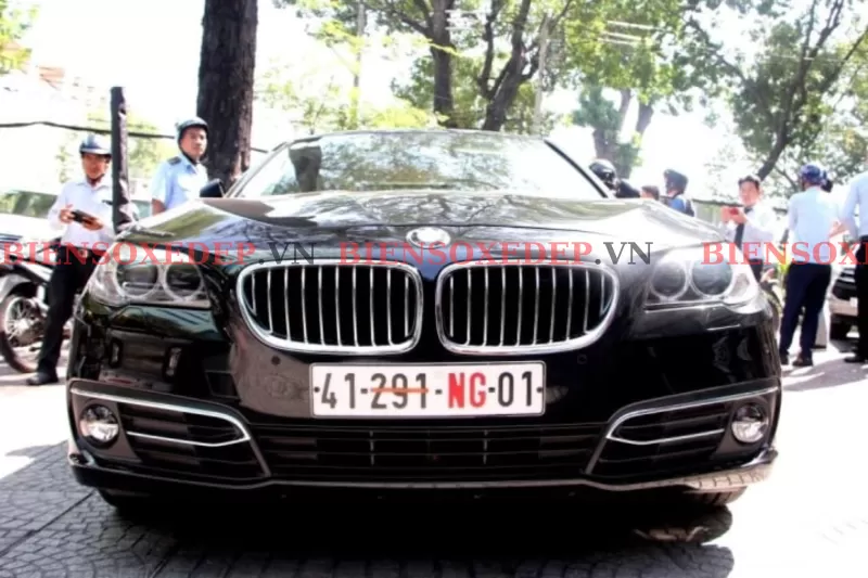 biển số ngoại giao