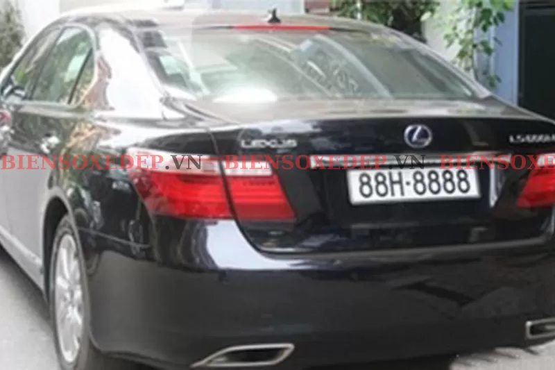 V&igrave; sao biển số xe 8888 được săn đ&oacute;n?